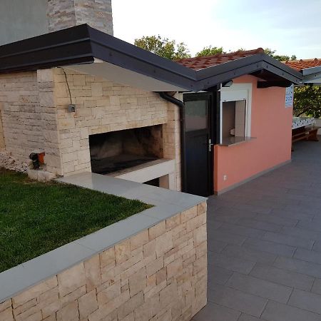 Ferienhaus Bucic Buje Exterior foto