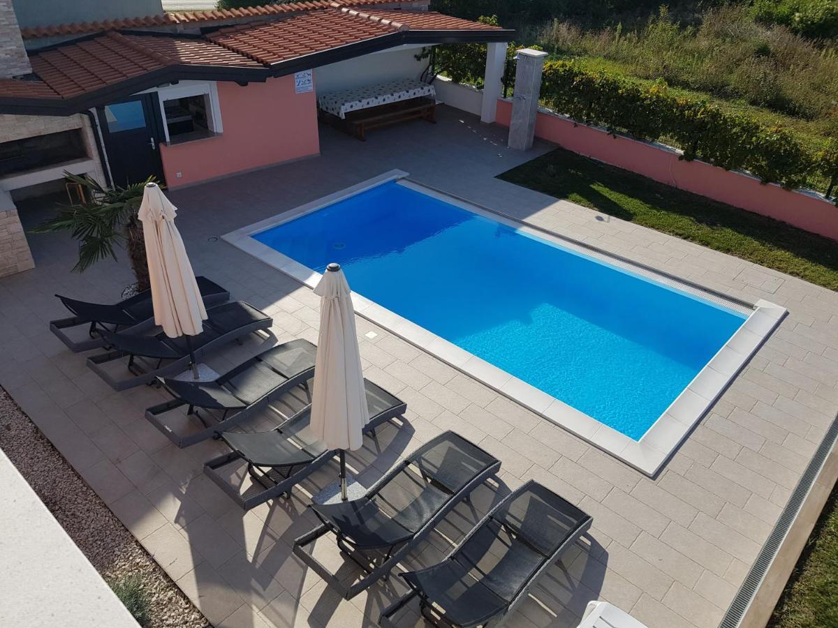 Ferienhaus Bucic Buje Exterior foto